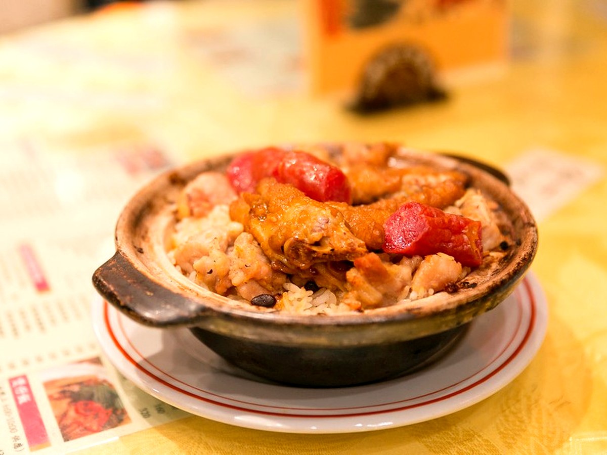 Chinese clay pots for braising